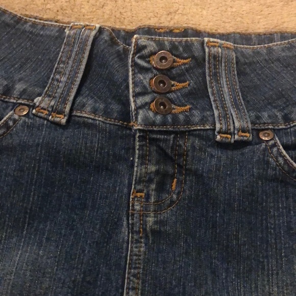 Lei mini skirt size 0 teen great condition comfy - Picture 4 of 5